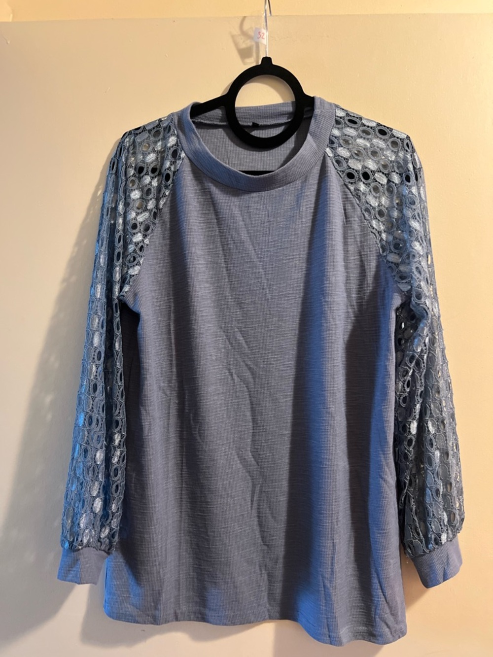Women’s Light Blue Lace Sleeve Knit Top